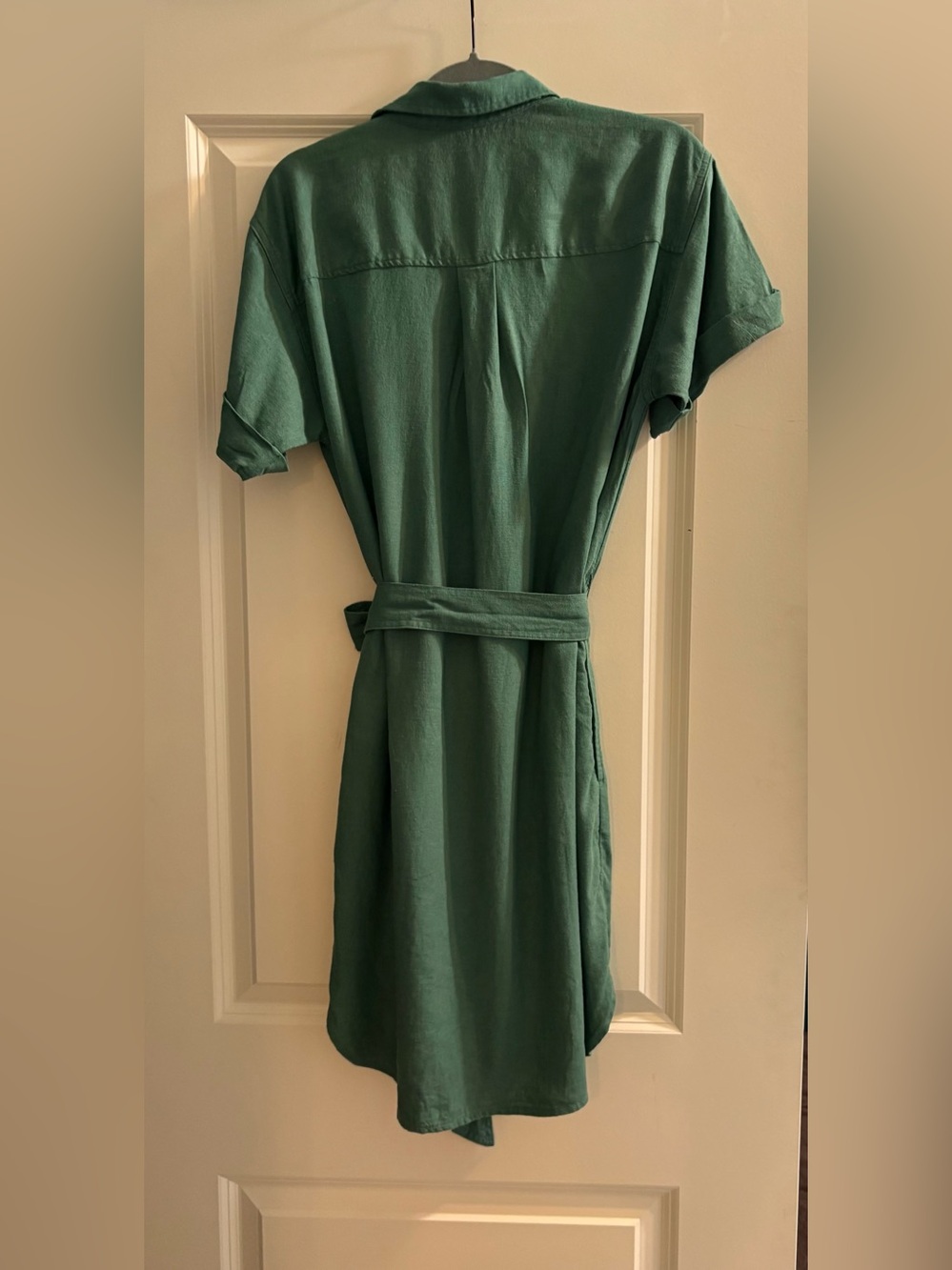 J. Crew Linen blend belted mini shirtdress
Green size Small
Button up - Picture 4 of 8